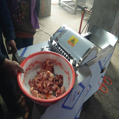 Congelato crudo Cuber Dicer del pollo industriale automatico della Cina che taglia la macchina del macchinario