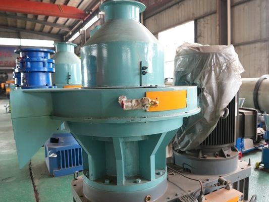 particella di Chip Wood Pellets Machine Cylindrical della foglia di 4mm 8mm per la noce di cocco Shell