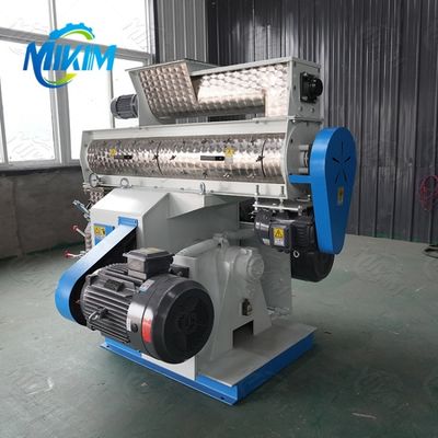 La pallina dell'alimentazione del pollame lavora le macchine a macchina di precisione per produzione di alta qualità dell'alimentazione e salute migliore della moltitudine