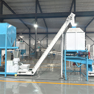 Produzione efficiente, risparmio energetico e riduzione dei consumi, allevamenti di pollame, linea di produzione di pellet per mangimi per bovini e ovini