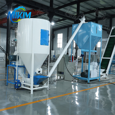 Per allevamenti e mangimifici, si tratta di una nuova tipologia di linea di produzione di pellet per mangimi completamente automatica, a basso costo, elevato profitto e semplice da utilizzare.
