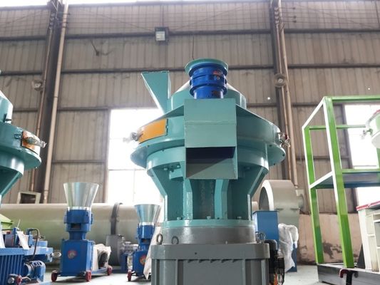 particella di Chip Wood Pellets Machine Cylindrical della foglia di 4mm 8mm per la noce di cocco Shell