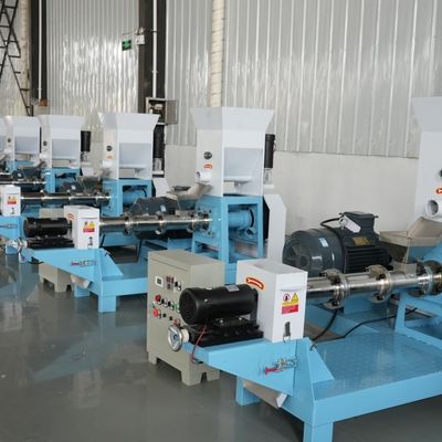 Piccola macchina galleggiante per estrusore di pellet per mangimi per pesci con motore diesel