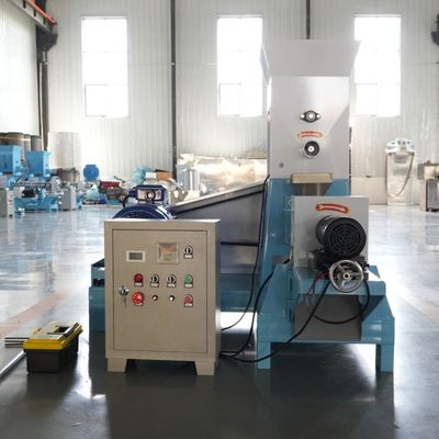 espulsore 6mm del mangime per pesci di 330kg Mini Fish Feed Machine Automatic 4mm