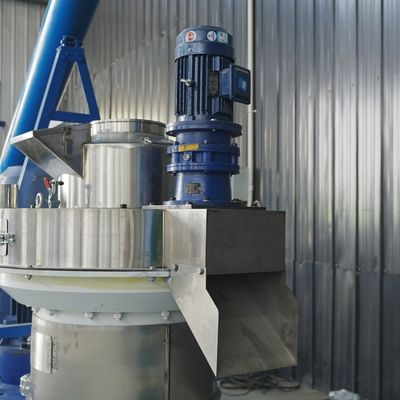 il legno del dado del piano 7.5kw appallottola la macchina per la stampa che fa l'elaborazione della pelletizzazione d'espulsione