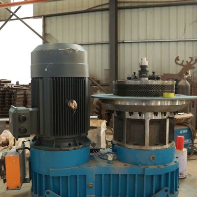 Il legno del dado del piano appallottola il risparmio energetico della macchina 1100kg/la H 800kg/H inossidabile