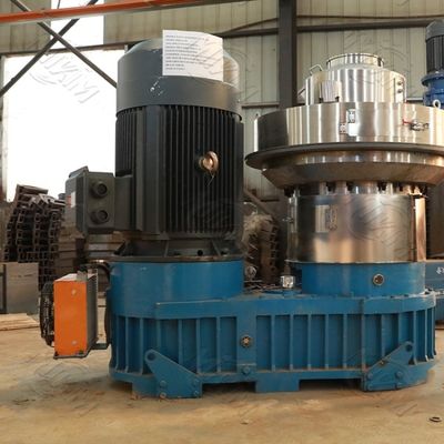 Le palline di legno antipolvere del ODM lavorano il combustibile a macchina che fa il risparmio energetico del motore del PTO