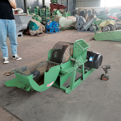 Incredibilmente potente enorme 450 kg peso pino ramo di albero di legno di cocco casca trituratore macchina schermo di legno trituratore di segatura