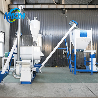 Linea di produzione di pellet per mangimi completamente automatica per pollame, bovini e ovini