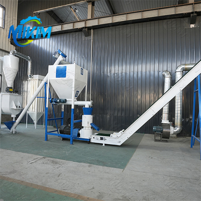 Linea di produzione automatica di mangimi per allevamenti di pollame, animali domestici e mangimifici