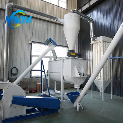 Linea di produzione di pellet per mangimi di alta qualità con funzionamento completamente automatico, facile da usare, alta intelligenza e alto profitto.