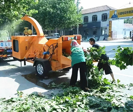 Raffreddamento ad acqua di legno dell'OEM 3.8*1.6*2.6m della macchina dello sfibratore dell'azienda agricola di silvicoltura 32HP 3